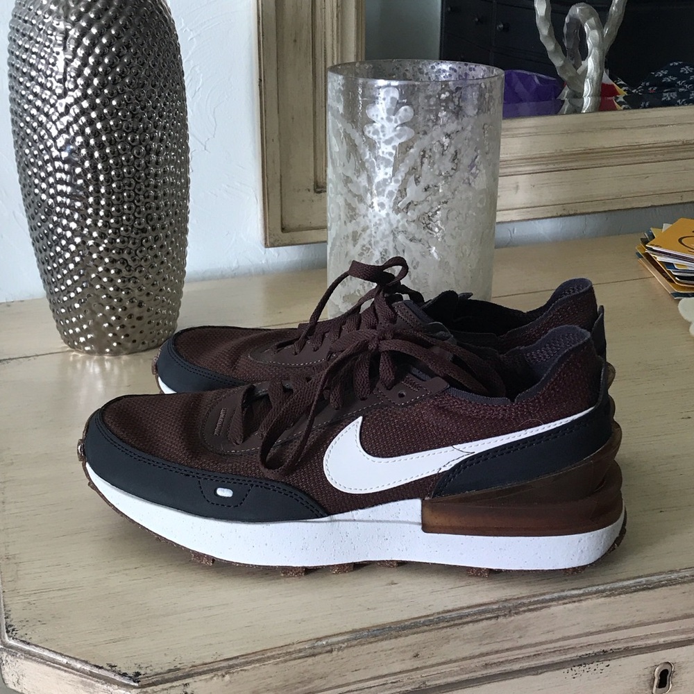 Nike Men's Dark Brown and White Sneakers